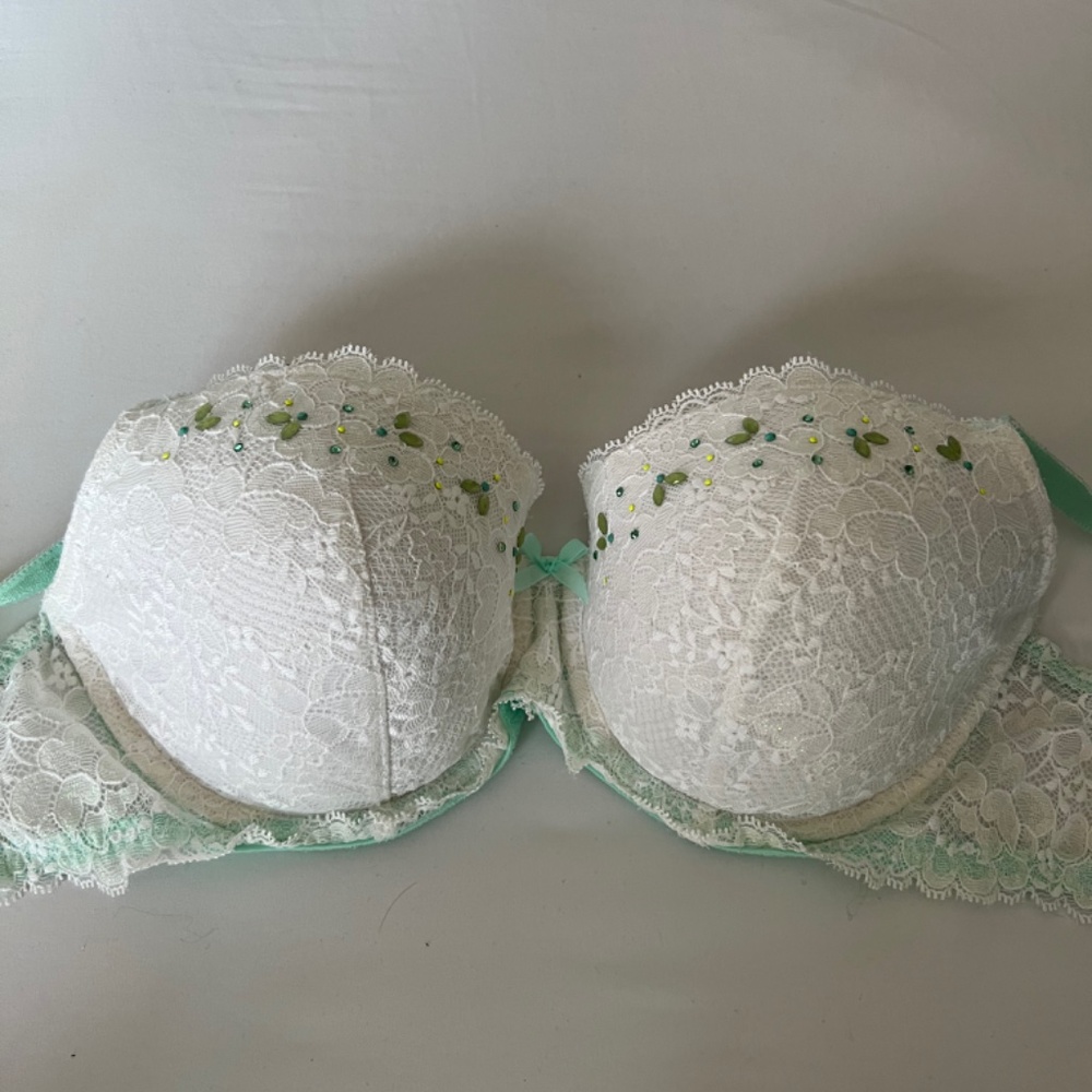 Victoria’s Secret SET OF 8 Bras 32DDD - Picture 8 of 9
